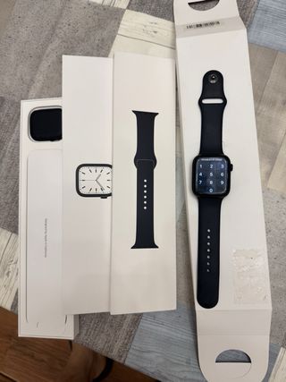 Apple Watch Series 7 (45mm) - Negra
