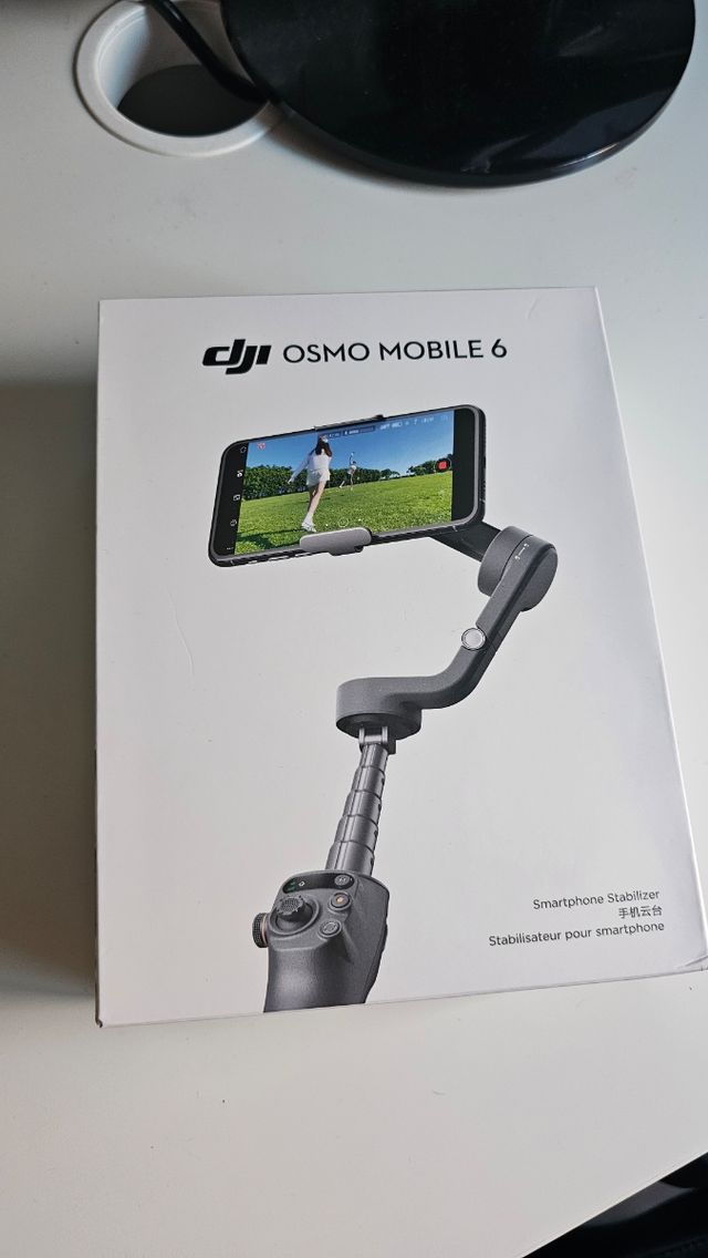 Estabilizador DJI Osmo Mobile 6