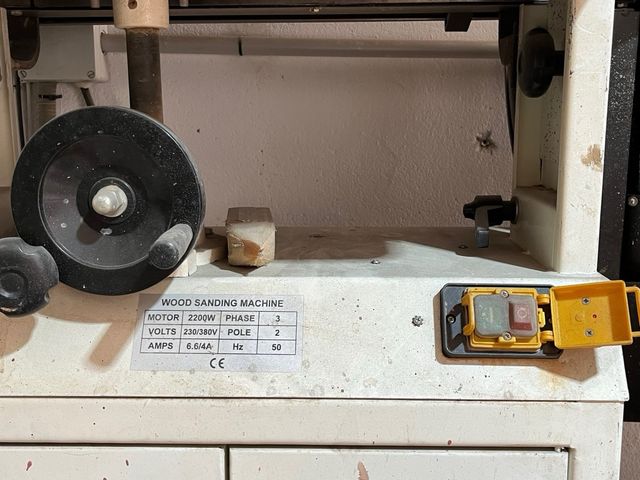 Lijadora Lombarte Boy 90 - Horizontal trifásico￼