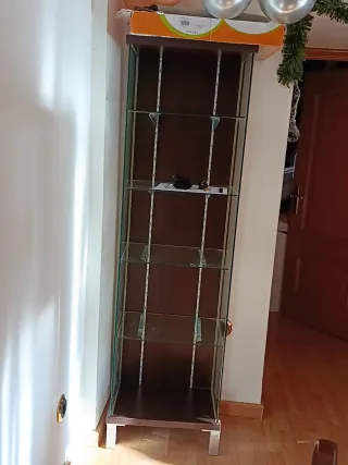 Vitrina mostrador madera-cristal