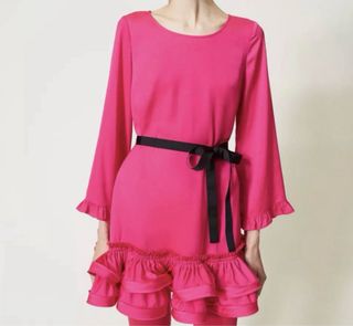 Abito corto rosa satin con balze firmato Twinset