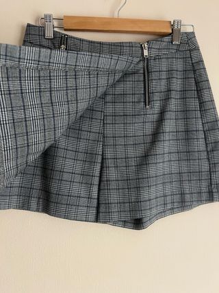 Falda pantalón Stradivarius M