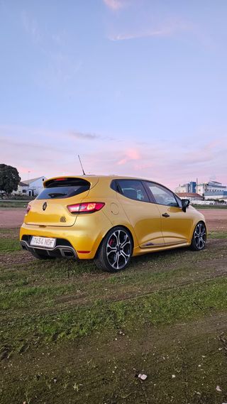 Renault Clio IV 1.6 R.S. Trophy EDC