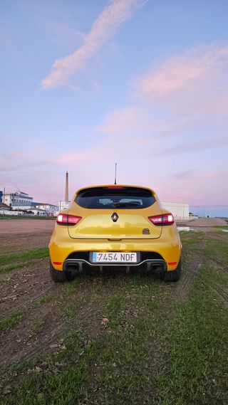 Renault Clio IV 1.6 R.S. Trophy EDC