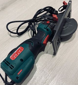 Mini sierra circular Hychika CS-115C