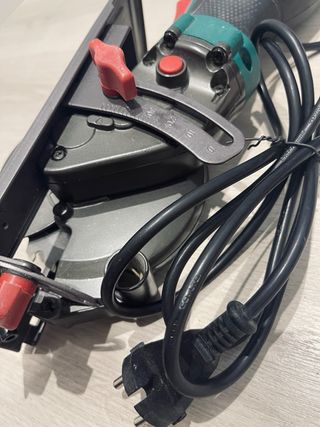 Mini sierra circular Hychika CS-115C