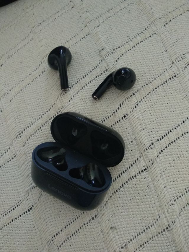 Auriculares Lenovo inalámbricos