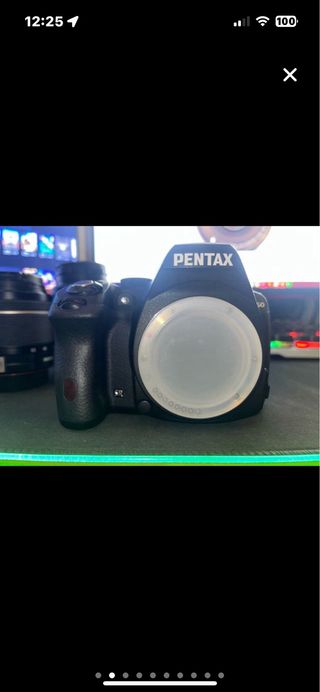 Pentax K-50 Cámara réflex digital
2 objetivos