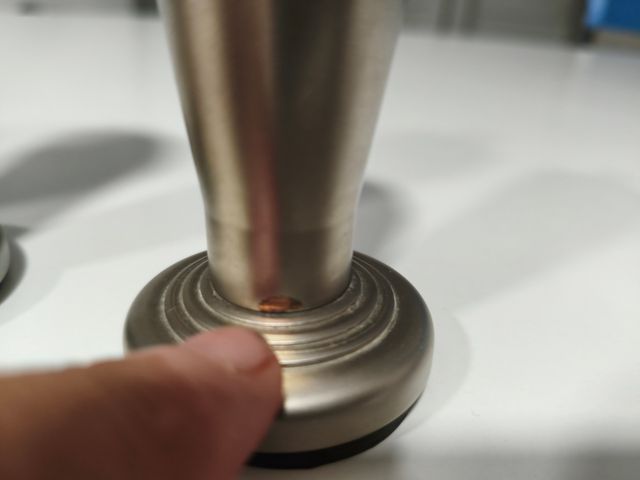 4 Patas metálicas (alumino)