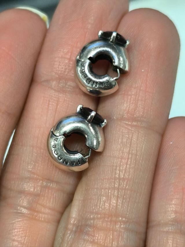 2 Charms Pandora Morados Plata
