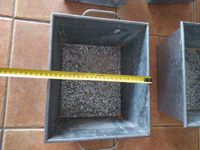 8 Macetas metal gris