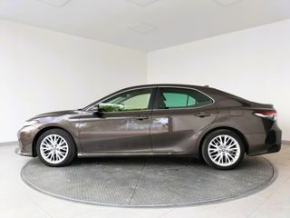 TOYOTA CAMRY 220H ADVANCE