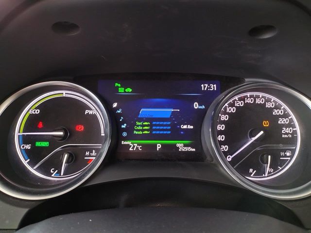 TOYOTA CAMRY 220H ADVANCE