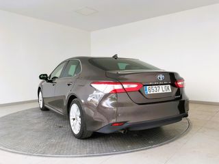 TOYOTA CAMRY 220H ADVANCE