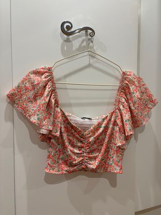 Top Zara flores 