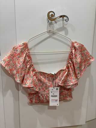 Top Zara flores 