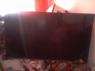 TV Saba 65" negra