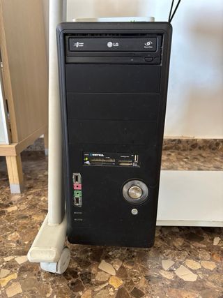 Monitor Hanns.G HW113A + Ordenador sobremesa