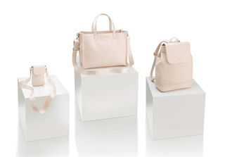 Set Yanbal: Bolso, mochila y bandolera