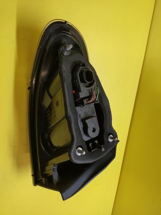PILOTO TRASERO DERECHO SEAT CORDOBA 6L