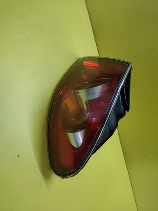 PILOTO TRASERO DERECHO SEAT CORDOBA 6L
