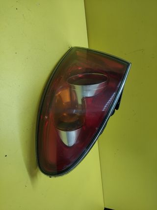 PILOTO TRASERO DERECHO SEAT CORDOBA 6L