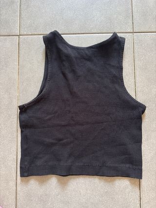 Top negro - Tirantes - Crop