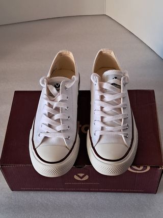 Zapatillas Victoria - tipo Converse