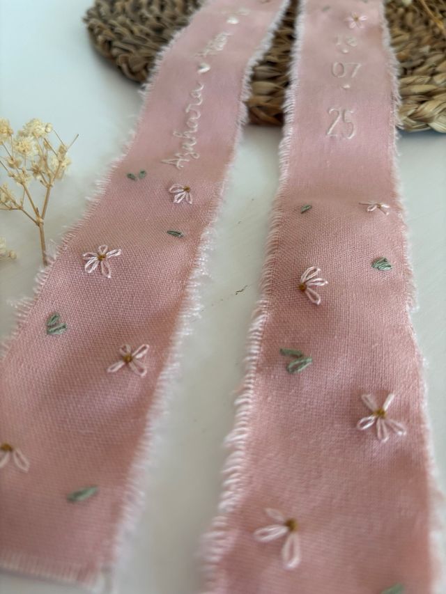 Lazos bordados para ramo - boda