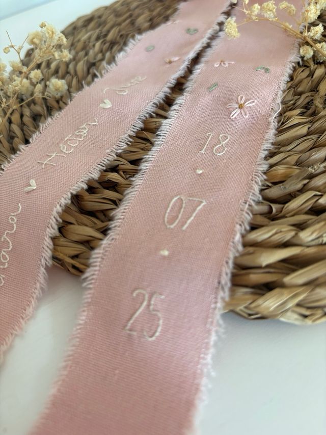 Lazos bordados para ramo - boda