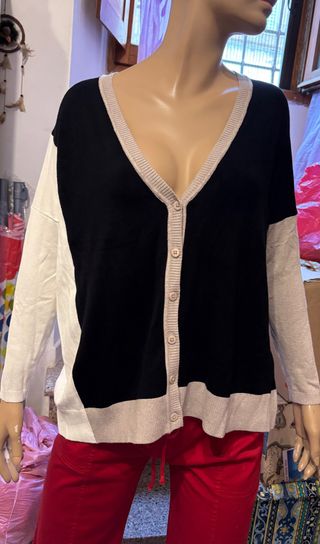 Maglia Cardigan bicolore beige e nera