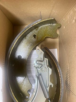 Zapatas Remolque Knott 200x50 UT001889