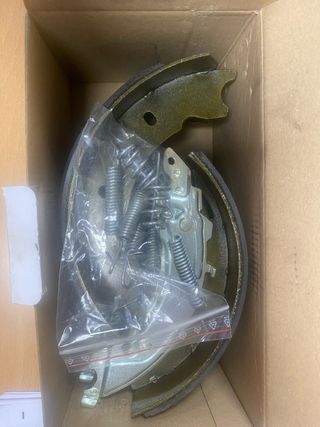 Zapatas Remolque Knott 200x50 UT001889