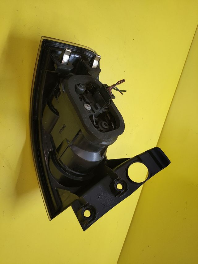 PILOTO TRASERO DERECHO SEAT IBIZA 6L IBIZA III