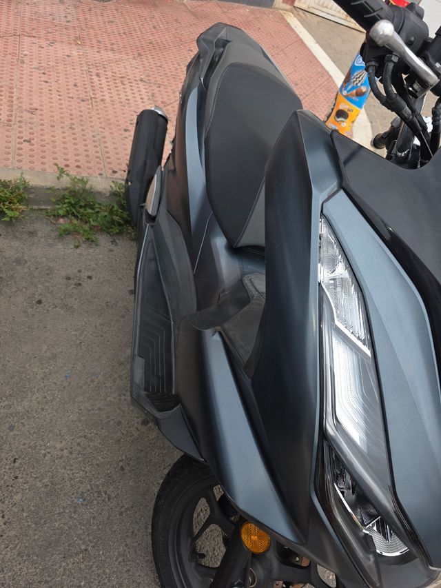 Honda PCX 125 - Scooter