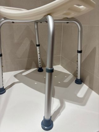 Taburete ducha - blanco y plateado