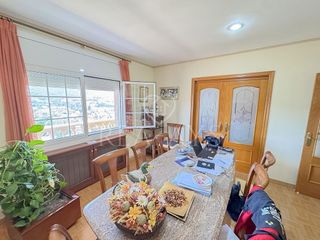 Chalet en venta en Vallirana