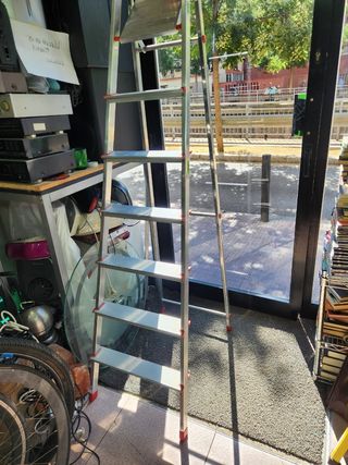 Escalera aluminio 7 peldaños