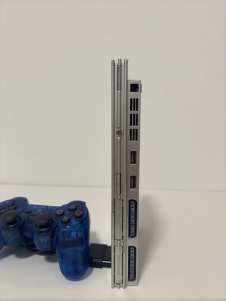 PS2 Slim plata (PlayStation 2) + mando azul