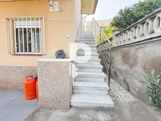 Chalet en venta en Sant Vicenç dels Horts