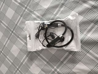 Auriculares Bluetooth negros