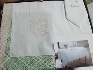 Mantel  hilo Almagro 12 comensales
Bordados Peña