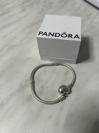 Pulsera Pandora plata