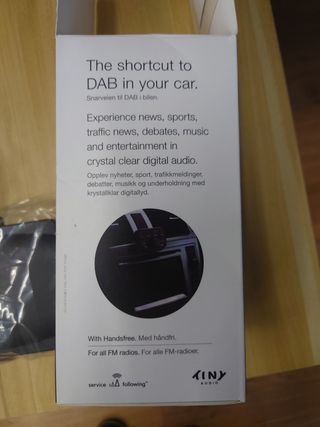 Tiny Audio C10: Adaptador DAB para coche