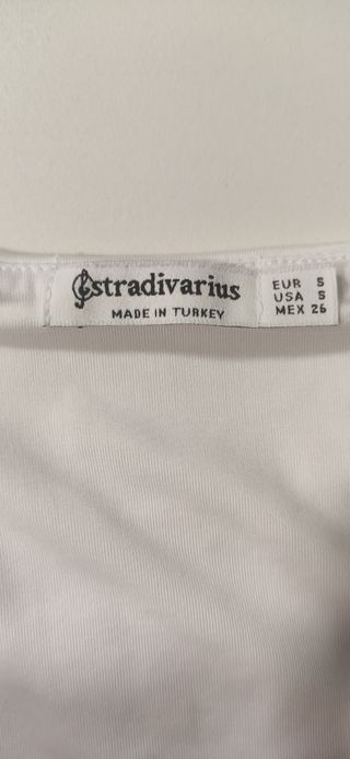 Camiseta Stradivarius blanca talla S