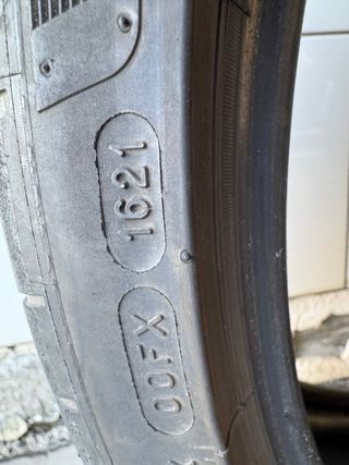 Neumático Michelin Pilot Sport 235/35 R20 92Y