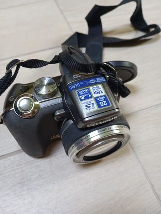 Olympus SP-55OUZ - Cámara compacta digital