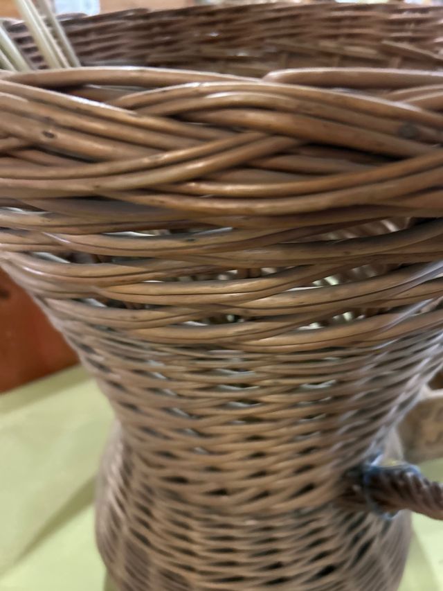 Cesta mimbre vintage