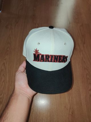 Gorra  New Era leer descripción 