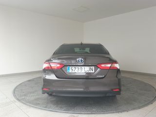 TOYOTA CAMRY 220H ADVANCE
